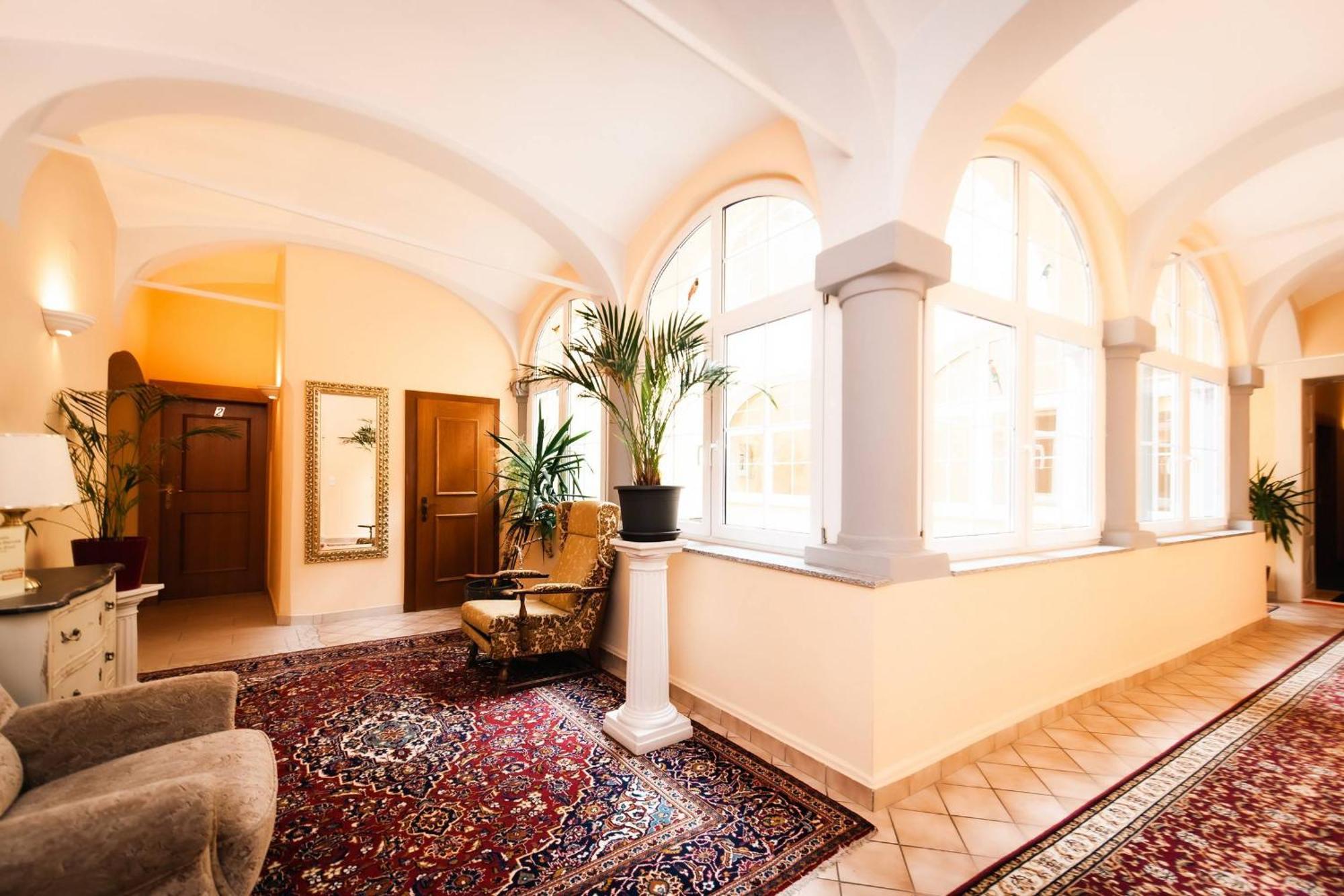 Pension Frenzl - Kaiser von Österreich Hermagor-Pressegger See Exterior foto